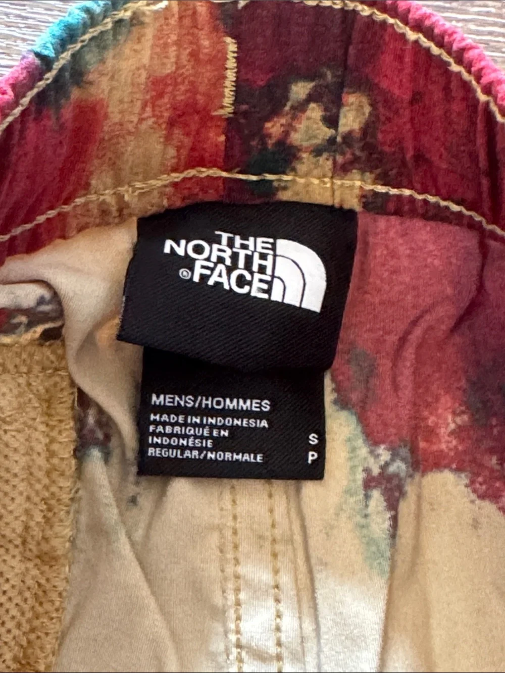 The north face shorts small‎